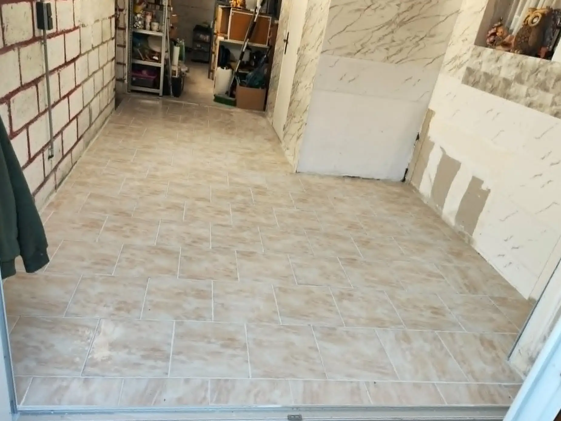 Sol après la pose du carrelage par Multiservice Bauer