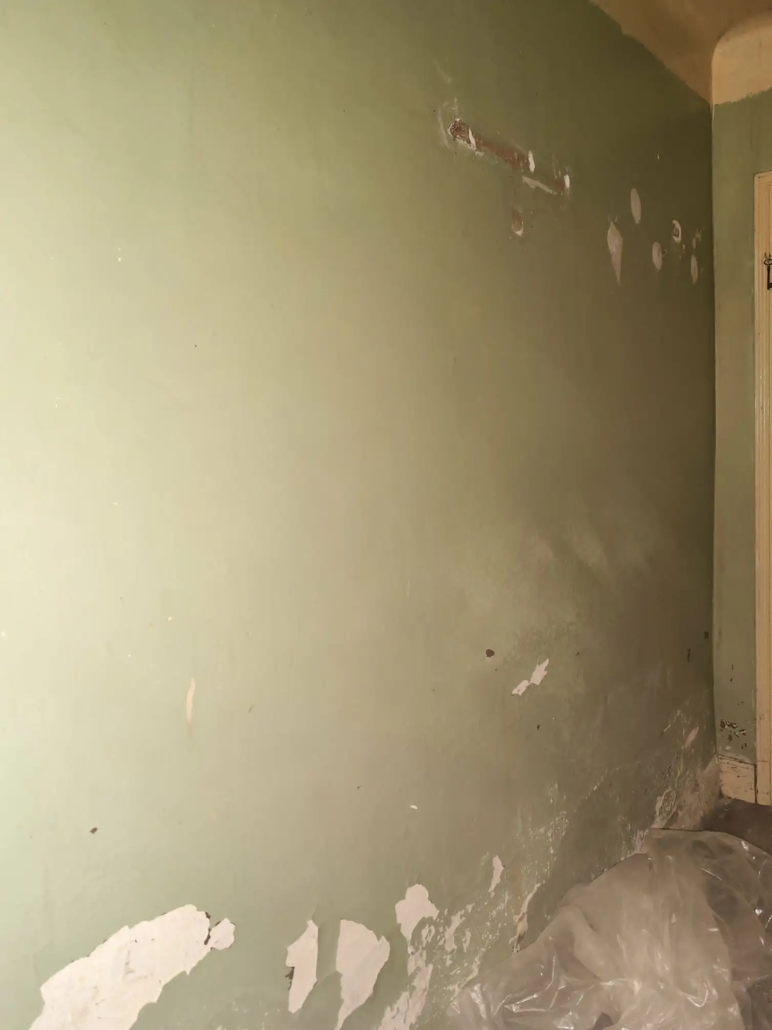 Couloir avant travaux de rénovation intérieure