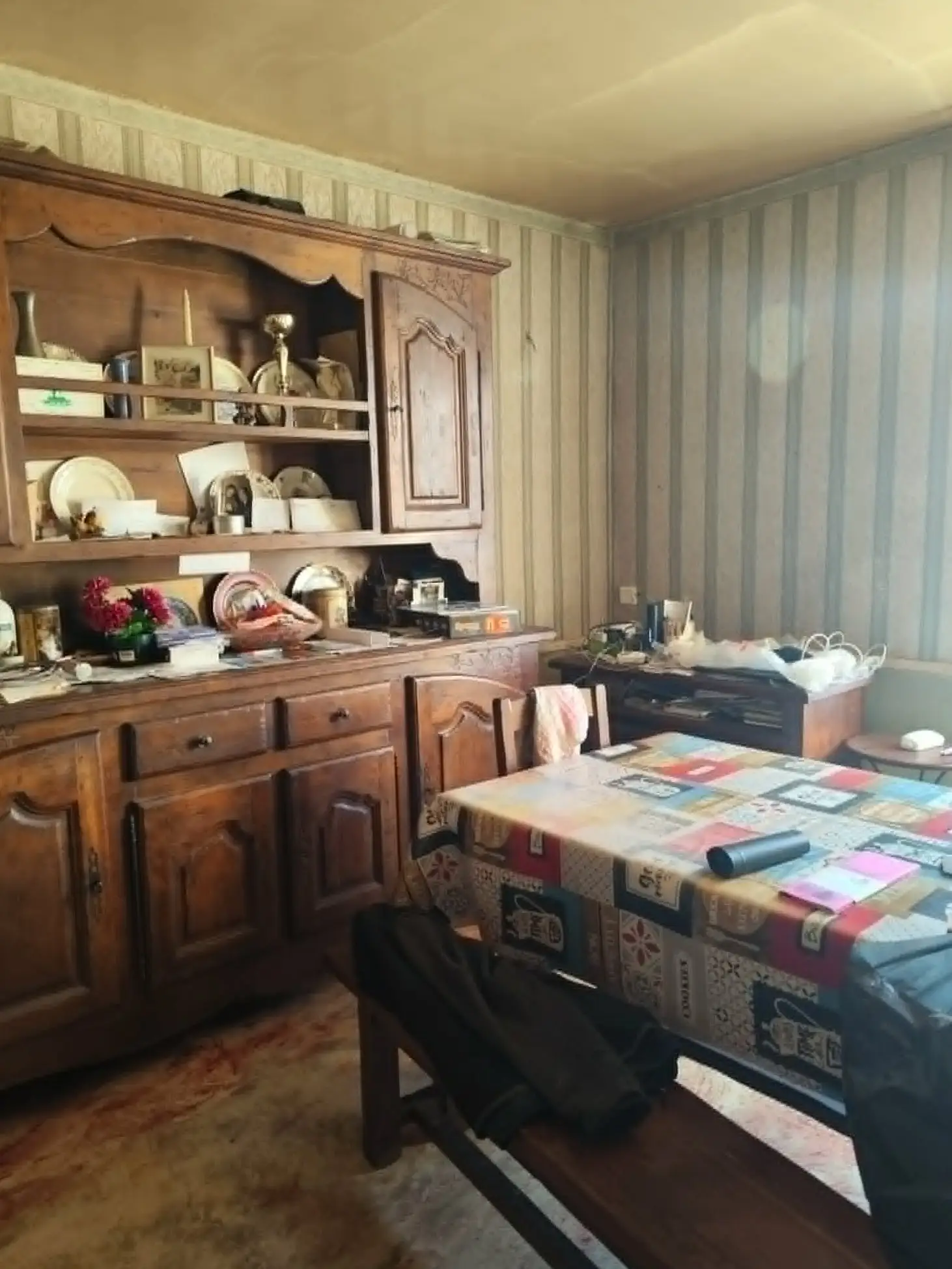 Cuisine avant rénovation par Multiservice Bauer