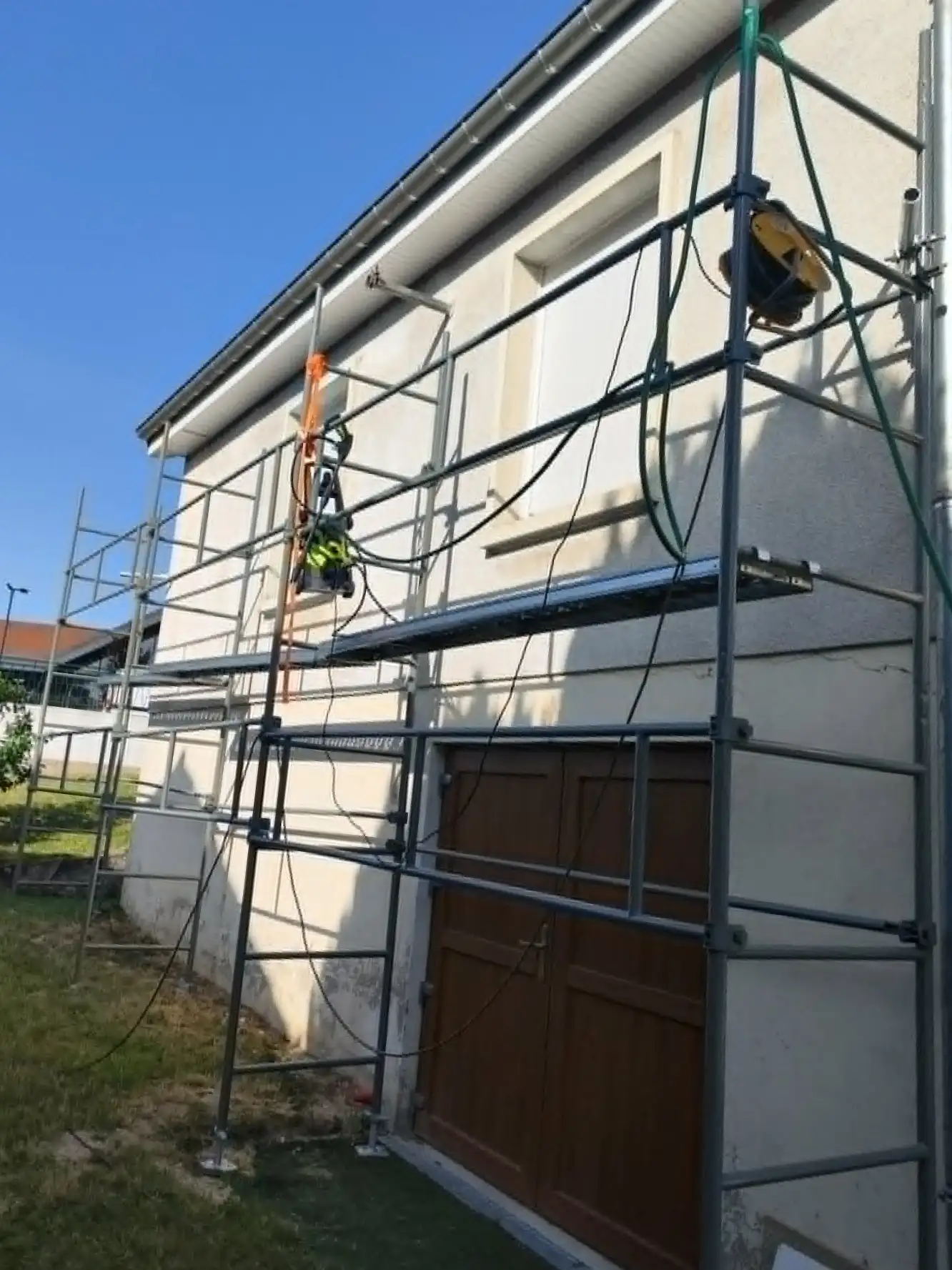 Travaux de peinture extérieure réalisés par Multiservice Bauer